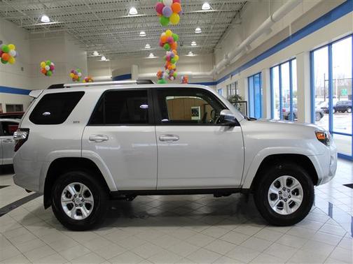 2024 Toyota 4Runner SR5