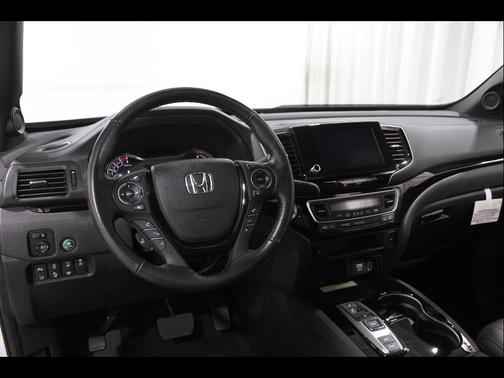 Platinum White Pearl 2023 Honda Ridgeline Black