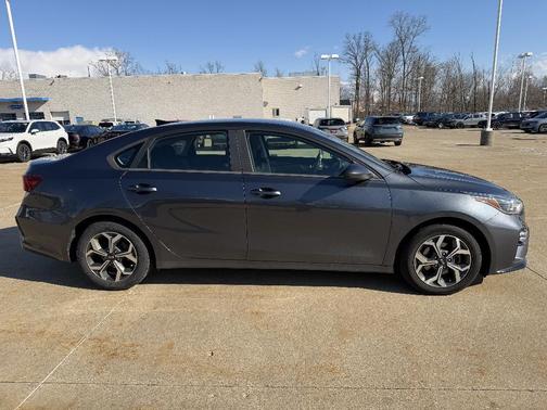 Gravity Grey 2019 Kia Forte LXS