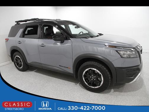 Solid Gray/Super Black 2025 Nissan Pathfinder Rock Creek 4WD