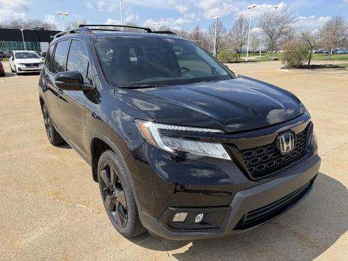 Crystal Black Pearl 2020 Honda Passport AWD Elite