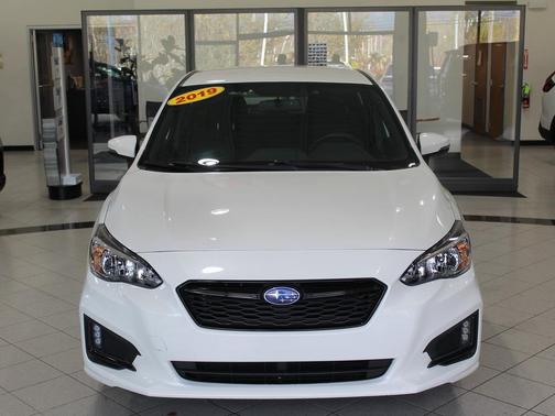 2019 Subaru Impreza 2.0i Sport