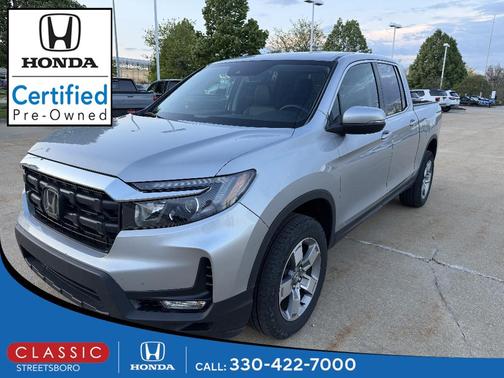 Solar Silver Metallic 2025 Honda Ridgeline RTL
