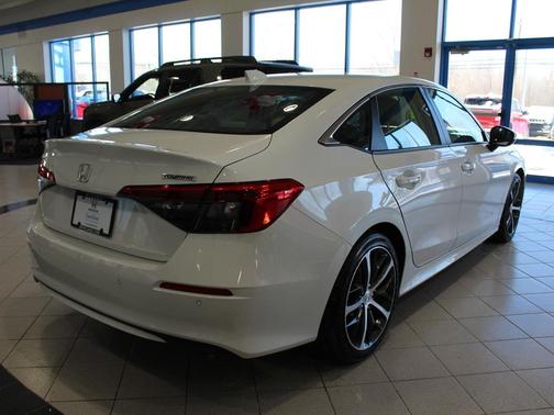 2023 Honda Civic Touring