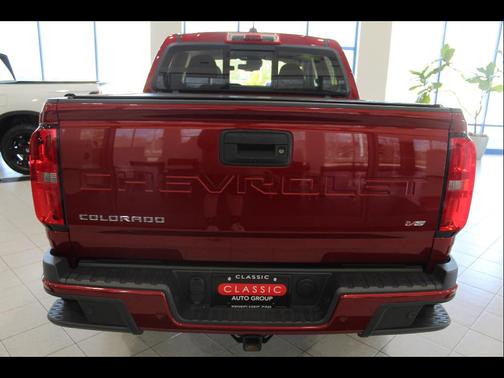 Cherry Red Tintcoat 2022 Chevrolet Colorado LT
