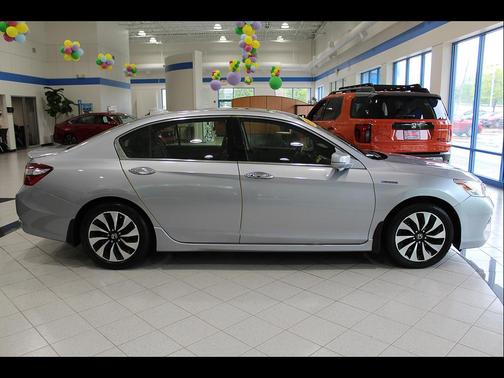 Lunar Silver Metallic 2017 Honda Accord Hybrid Touring