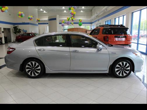 Lunar Silver Metallic 2017 Honda Accord Hybrid Touring