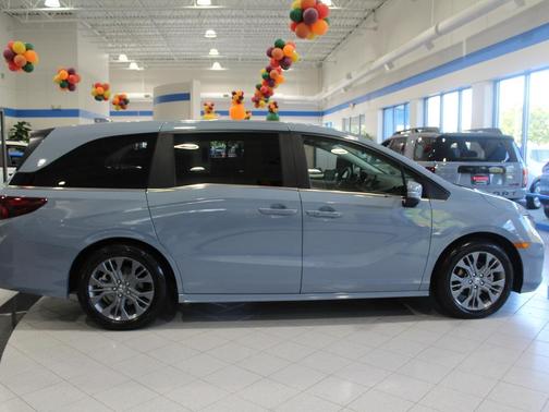 2025 Honda Odyssey Touring