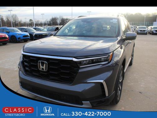 2025 Honda Pilot Touring 8-Passenger