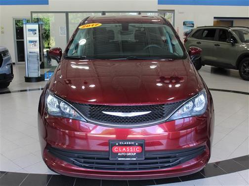 2017 Chrysler Pacifica Touring