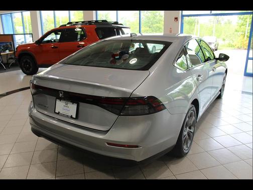 Lunar Silver Metallic 2023 Honda Accord EX