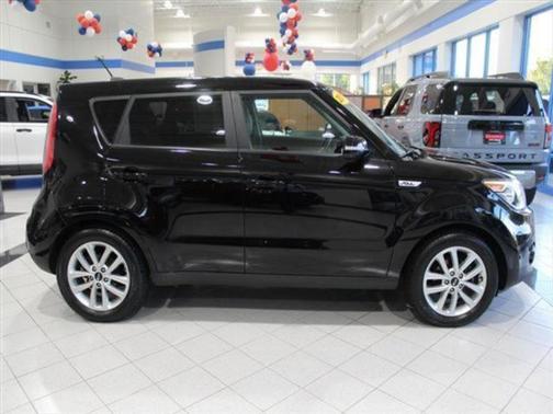 2017 Kia Soul +