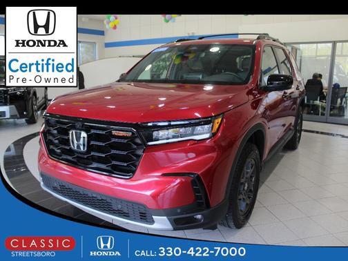 Radiant Red Metallic II 2025 Honda Pilot TrailSport
