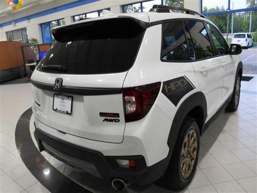 2022 Honda Passport AWD TrailSport
