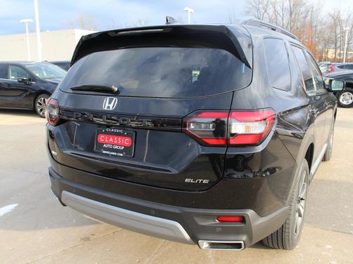 2025 Honda Pilot Elite