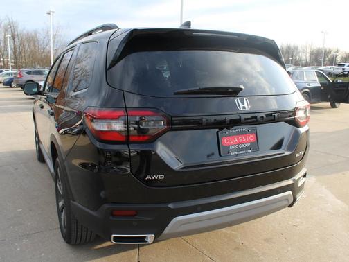 2025 Honda Pilot Elite
