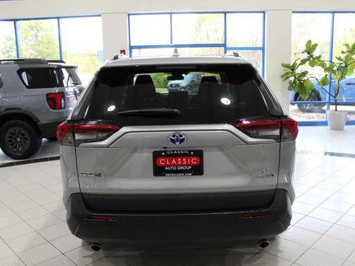 2019 Toyota RAV4 Hybrid LE