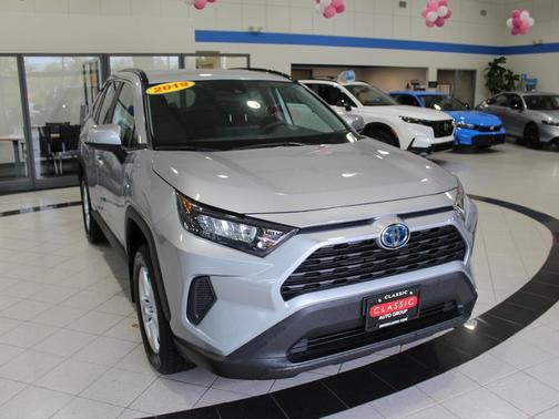 2019 Toyota RAV4 Hybrid LE