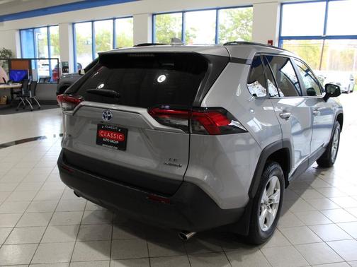 2019 Toyota RAV4 Hybrid LE