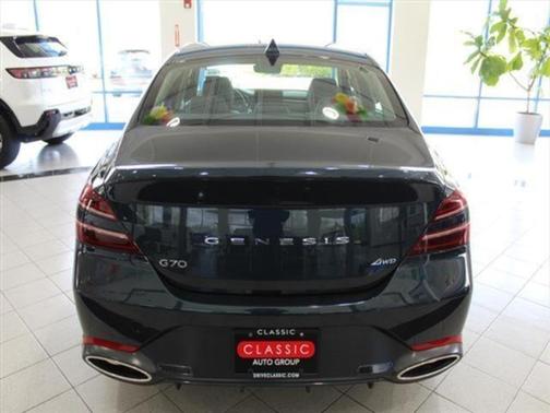 2025 Genesis G70 2.5T AWD