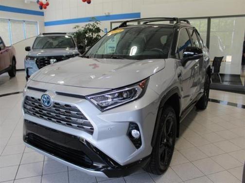 2021 Toyota RAV4 Hybrid SE