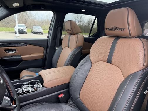 Crystal Black Pearl 2026 Honda Passport AWD TrailSport Elite