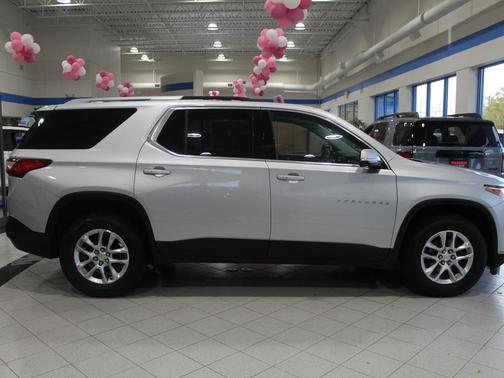 2018 Chevrolet Traverse LT Cloth