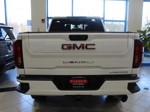 2023 GMC Sierra 2500 Denali