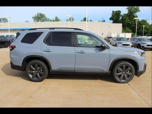 Sonic Gray Pearl 2026 Honda Pilot Sport