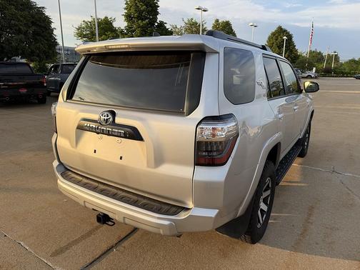 Classic Silver Metallic 2024 Toyota 4Runner TRD Off Road Premium