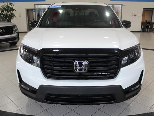 2023 Honda Ridgeline Black