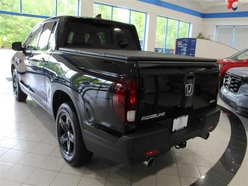 2022 Honda Ridgeline Black