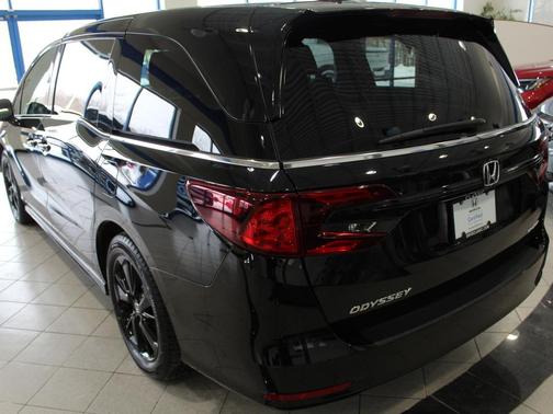 2024 Honda Odyssey Sport