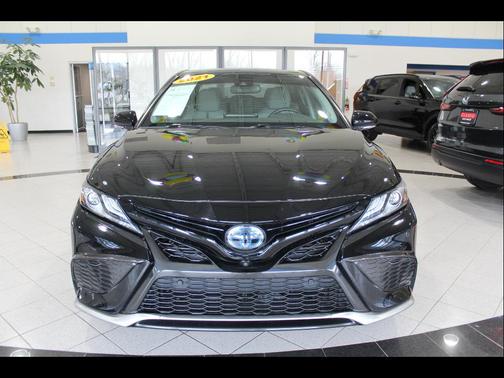 Midnight Black Metallic 2021 Toyota Camry XSE