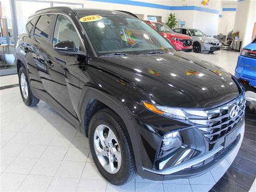 2023 Hyundai TUCSON SEL