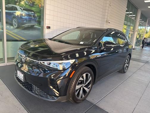 2023 Volkswagen ID.4 Pro