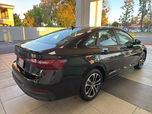 2025 Volkswagen Jetta 1.5T Sport