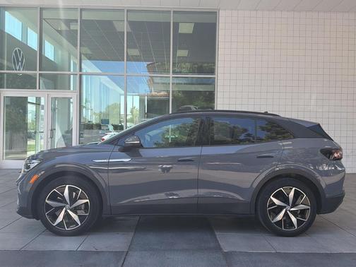 Pure Gray 2023 Volkswagen ID.4 S