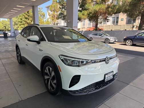 2023 Volkswagen ID.4 Pro