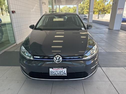 2019 Volkswagen e-Golf SE