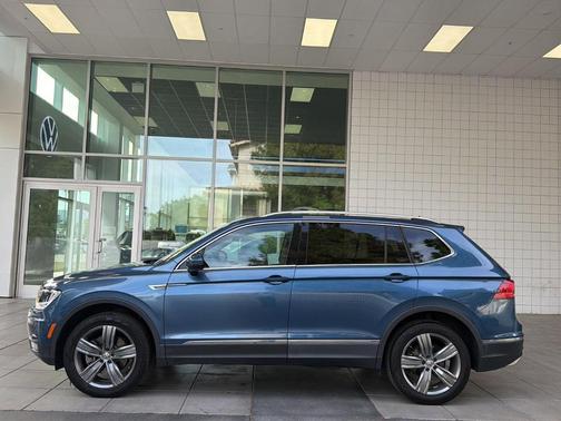 Silk Blue Metallic 2020 Volkswagen Tiguan 2.0T SEL