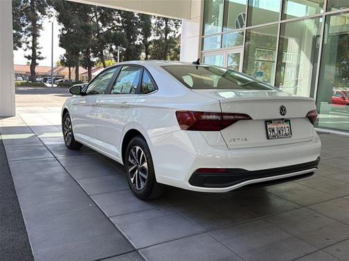 Pure White 2024 Volkswagen Jetta 1.5T S