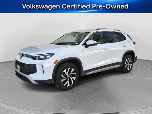 Pure White 2025 Volkswagen Tiguan 2.0T S