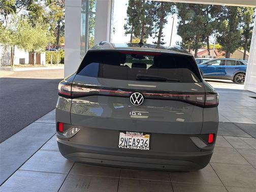 Pure Gray 2024 Volkswagen ID.4 Standard