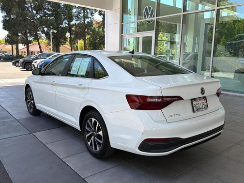 Pure White 2023 Volkswagen Jetta 1.5T S