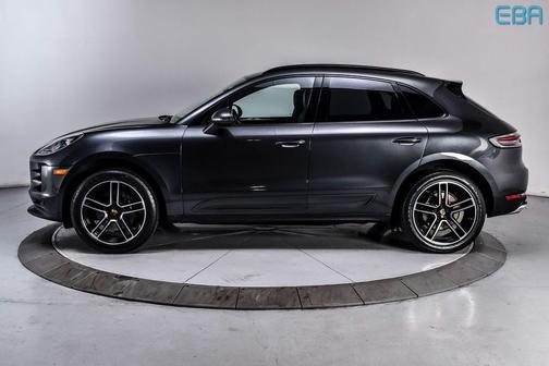 2021 Porsche Macan Base
