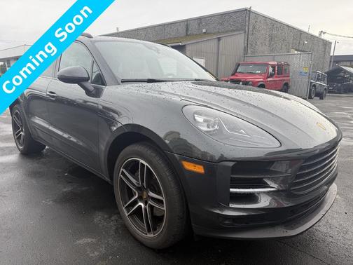 2021 Porsche Macan Base