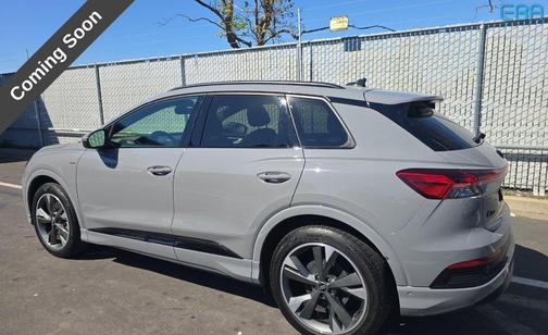 Pebble Gray 2024 Audi Q4 e-tron Prestige 55 quattro