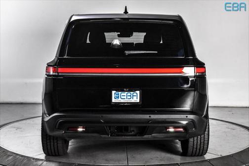 2023 Rivian R1S Adventure