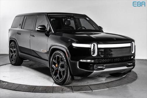 2023 Rivian R1S Adventure